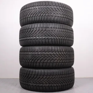 Winterräder 18 Zoll VW Golf 8 CD Original Felgen 5H0601025AB NEU DEMO DOT23 Winterreifen 225/40R18 92V XL AO Bridgestone Blizzak LM005 Bergamo silber 7,5x18ET51 5x112 - Bild 9