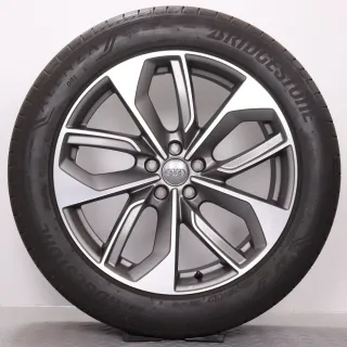 Sommerräder 20 Zoll Audi e-tron GE & Q8 etron Original Felgen 4KE601025 Sommerreifen 255/50R20 109H XL AO Bridgestone Alenza 001 5-Doppelspeichen-Edge-Design Titanoptik AUDI SPORT - Bild 2