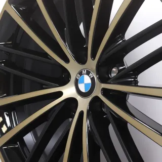 Alufelgen 19 Zoll BMW 5er G30 G31 Original Felgen Felgensatz Styling 635 V-Speiche night gold 8x19ET30 & 9x19ET44 5x112 66,6mm NEU DEMO - Bild 9