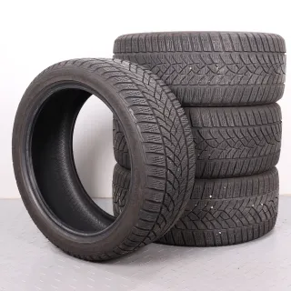 4x Winterreifen Goodyear Ultragrip Performance GEN-1 245/40R18 97V XL AO 5,5-6mm DOT23&24 2454018 Winterräder - Bild 1
