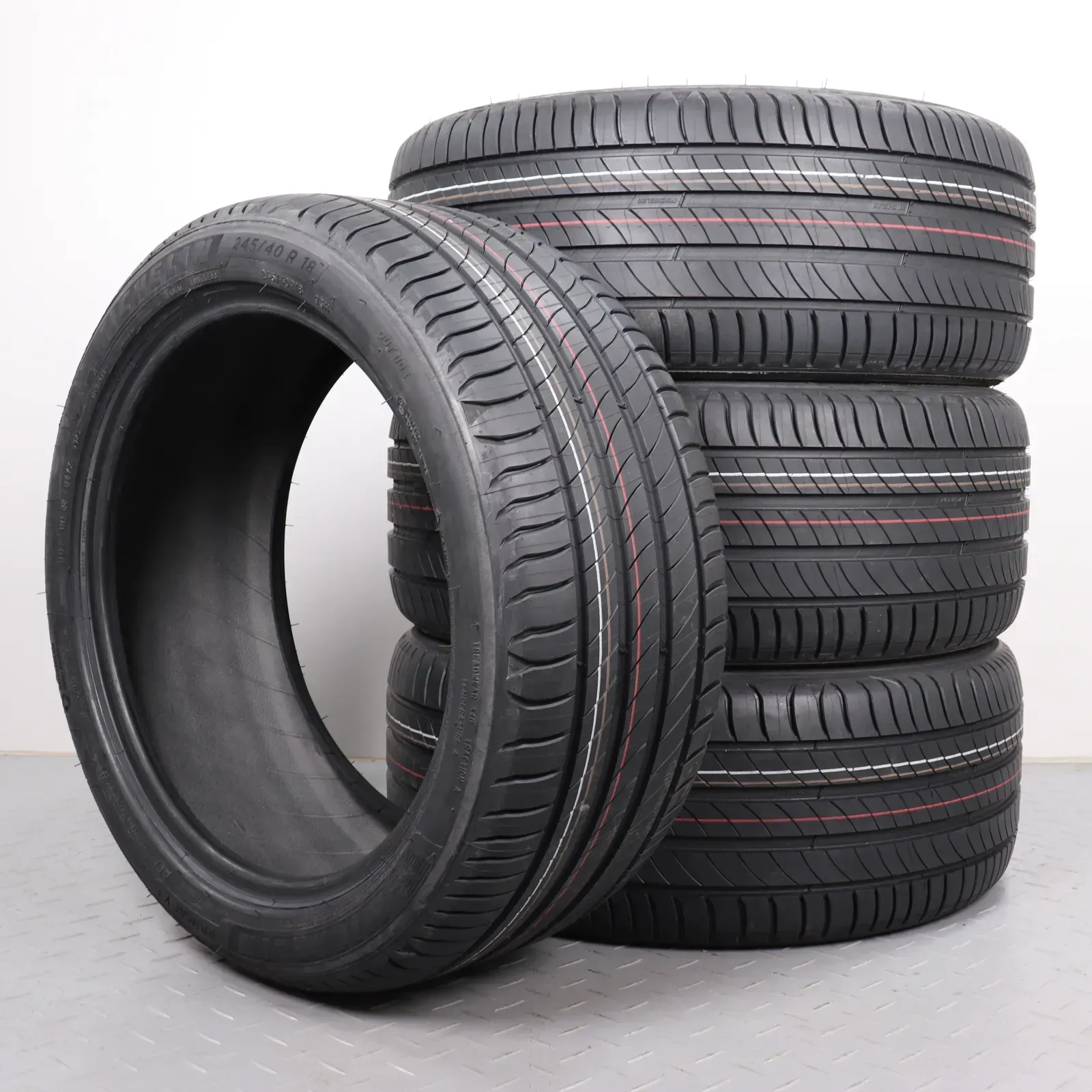4x Sommerreifen Michelin Primacy 4 245/40R18 93H AO DOT25 ungfefahren -> volles Profil NEU DEMO - Bild 1