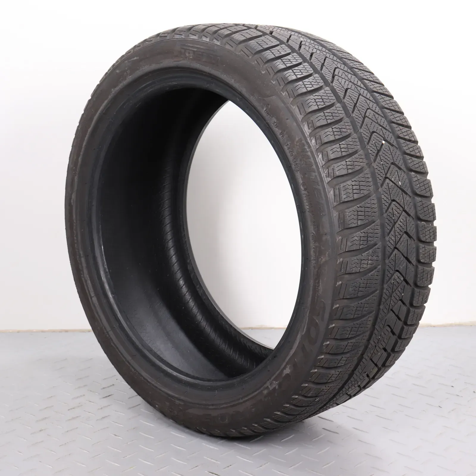 1x Winterreifen Pirelli Sottozero 3 245/40R18 97V XL MO DOT3422 6,5mm 245 40 18 - Bild 1