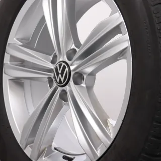 Winterräder 18 Zoll VW Tiguan II & Allspace Original Felgen Sebring 5NA601025M Winterreifen 235/55R18 104H XL AO Pirelli Sottozero Winter 210 Serie 2 5mm - Bild 7
