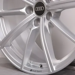 Alufelgen 19 Zoll Audi RS4 8W B9 & RS5 F5 8W Original Felgen Felgensatz 10-Speichen AUDI SPORT 8W0601025CP silber 8x19ET26 5x112 66,6mm - Bild 7
