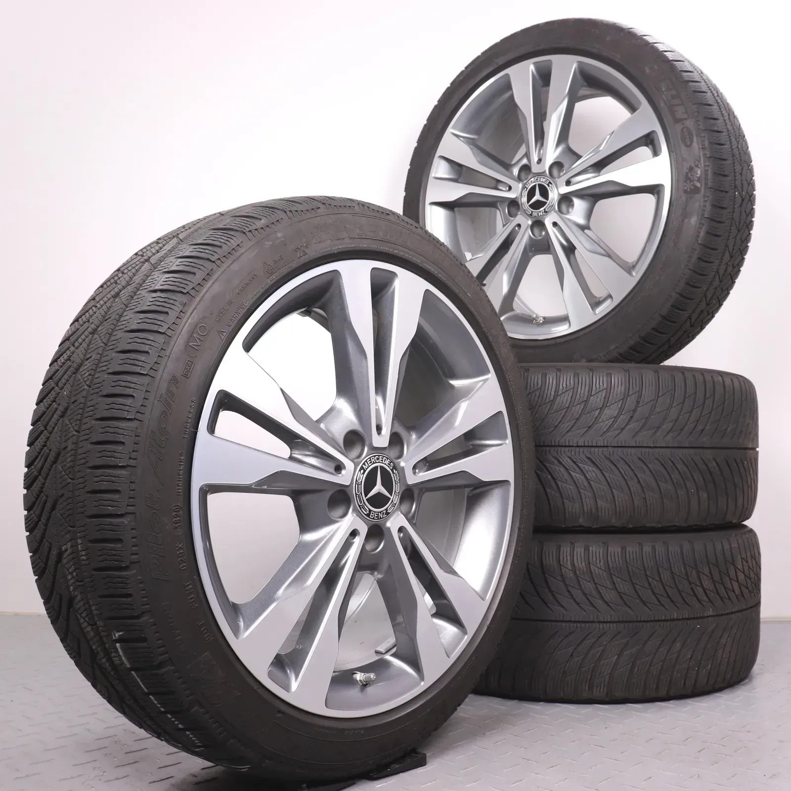 Winterräder 18 Zoll Mercedes C-Klasse W205 S205 C205 A205 Original Felgen A2054012802 & A2054012902 Reifen Michelin 4,5-5 225/45R18 & 245/40R18 RDK - Bild 1