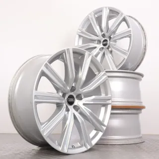 Alufelgen 20 Zoll Audi Q8 4M Original Felgen Felgensatz 5-V-Speichen-Design 4M8601025T silber 8,5x20ET20 5x112 66,6mm - Bild 1