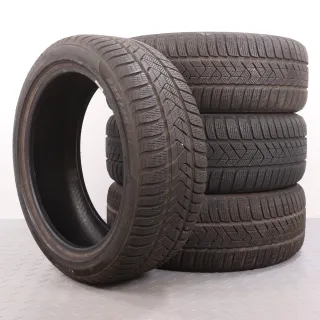 4x Winterreifen Pirelli Winter Sottozero 3 225/45R18 95H XL MOE RSC 5,5-6mm DOT21 2254518 Runflat - Bild 1