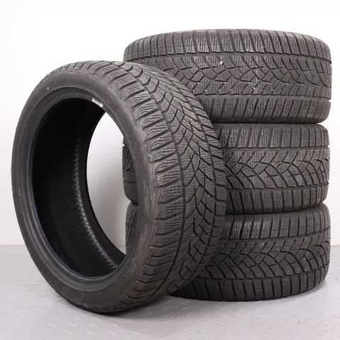 Background image for 4x Winterreifen Goodyear Ultragrip Performance GEN-1 245/40R18 97V XL AO 6-6,5mm DOT24 2454018 Winterräder