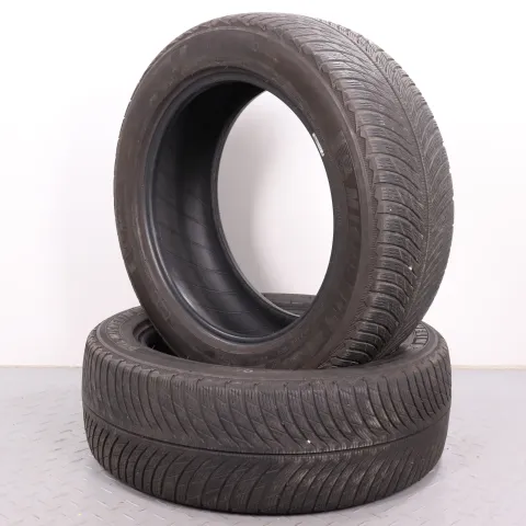 Background image for 2x Winterreifen Michelin Pilot Alpin 5 225/55R18 102V XL AO DOT19&20 5mm 2255518