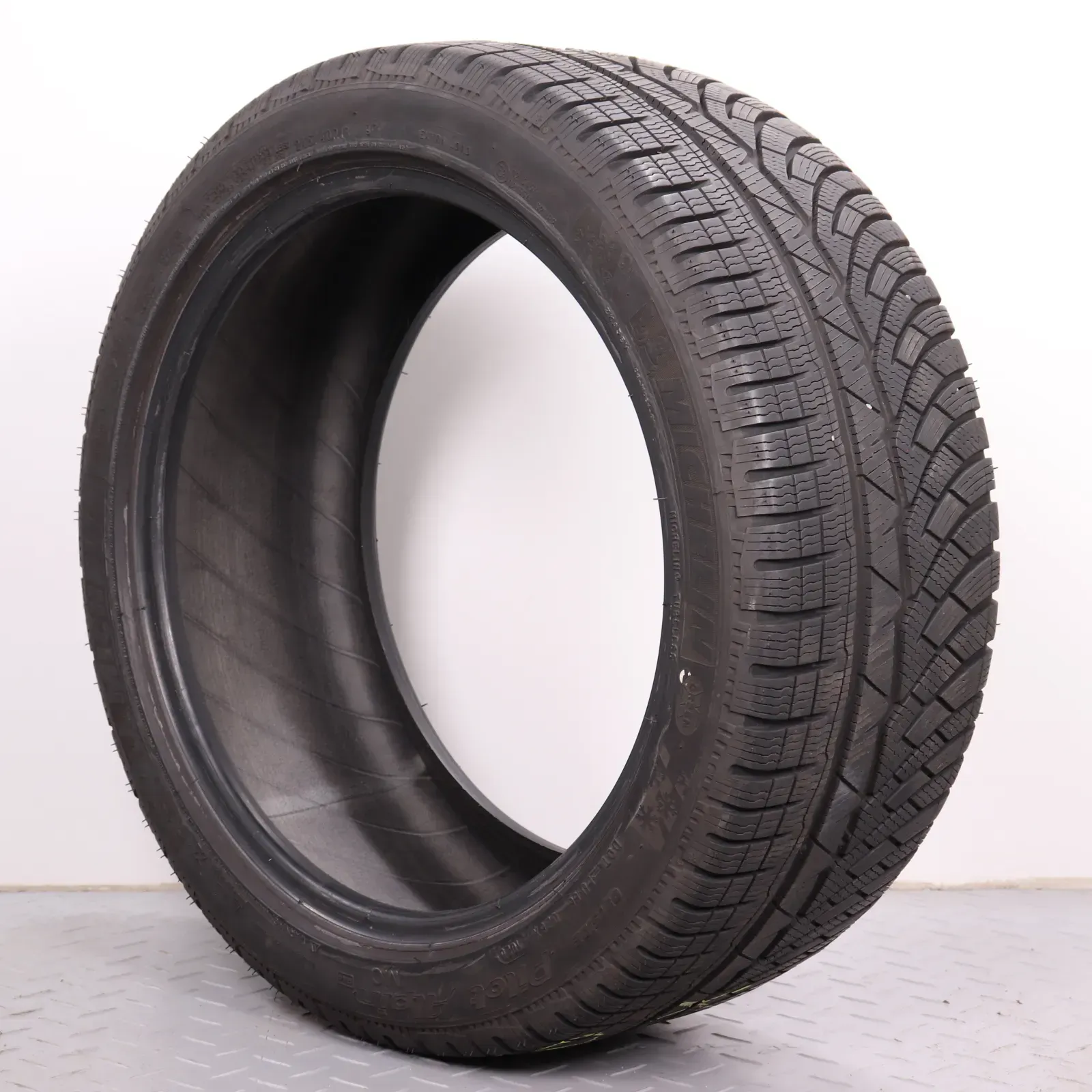 1x Winterreifen Michelin Pilot Alpin PA4 245/40R18 97V XL MO 5,5-6mm DOT1020 2454018 - Bild 1