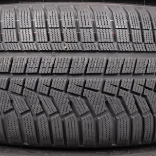 4x Winterreifen 285/30 R22 101W XL AO Hankook Winter i*cept evo 2 DOT25 NEU DEMO -> volles Profil - Bild 4