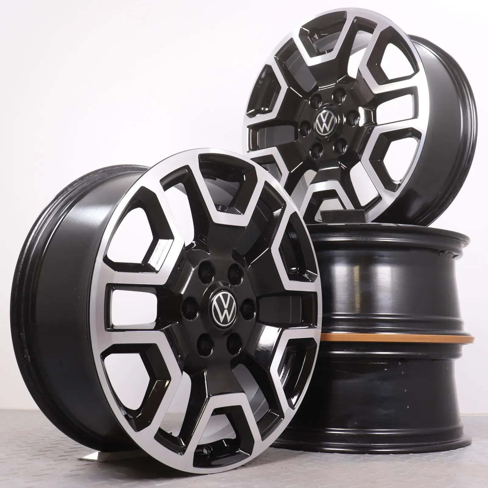 Alufelgen 20 Zoll VW Amarok T1 Original Felgen Felgensatz Bendigo 2HJ601025K schwarz glanzgedreht 8x20ET55 6x139,7 93,1mm Neu DEMO N1XC-1007-C1B - Bild 1