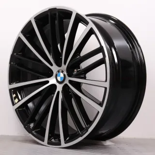 Alufelgen 19 Zoll BMW 5er G30 G31 Original Felgen Felgensatz Styling 635 V-Speiche schwarz glanzgedreht 8x19ET30 & 9x19ET44 5x112 66,6mm NEU DEMO - Bild 4