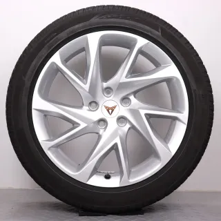 Winterräder 18 Zoll Cupra Formentor KM Original Felgen 5FF601025C Winterreifen 245/45R18 100V XL Bridgestone Silber 8x18ET40 5x112 Alufelgen - Bild 3