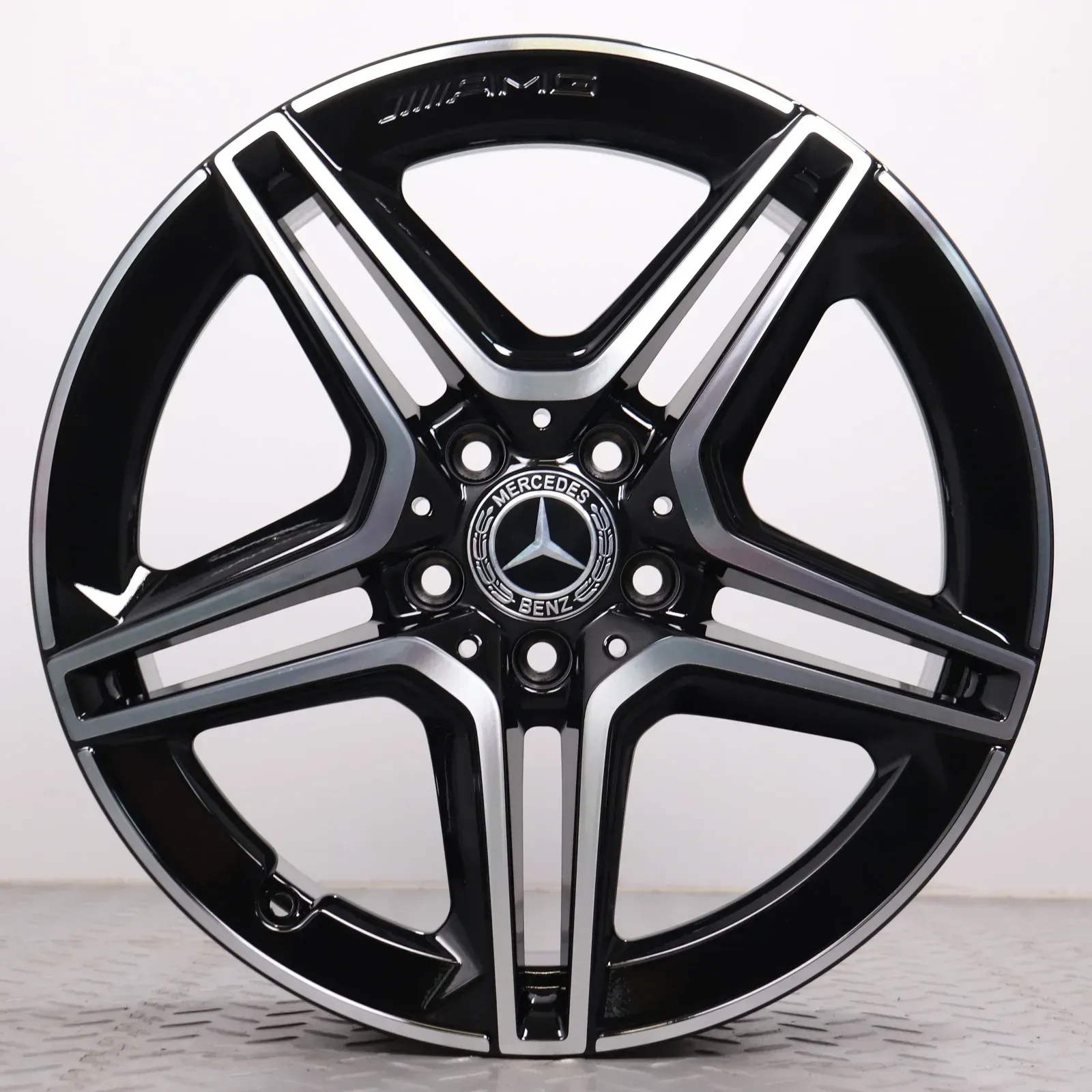 1x Alufelge 18 Zoll Mercedes-AMG A-Klasse V177 W177 B-Klasse W247 CLA-Klasse C118 X118 Original Einzelfelge Ersatzfelge AMG 5-Doppelspeichen A1774011500 schwarz glanzgedreht 5x112 - Bild 1