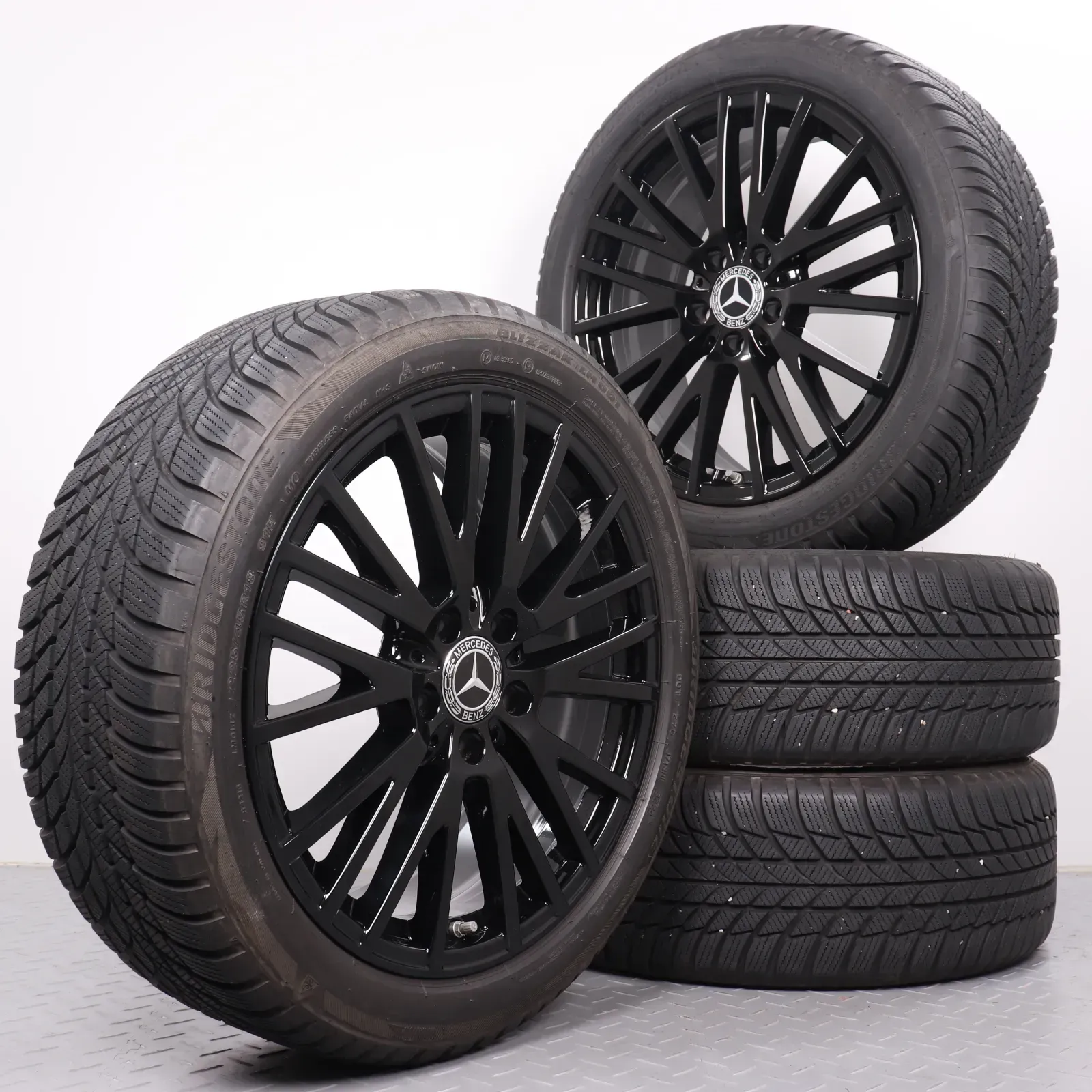 Winterräder 18 Zoll Mercedes-Benz A W177 B W247 CLA-Klasse C118 X118 Original Felgen A1774010600 Winterreifen DOT24 7,5mm 225/45R18 91H MO Bridgestone Blizzak LM001 schwarz glanz - Bild 1