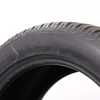 4x Winterreifen Goodyear Ultragrip Performance 8 285/45R20 112V XL AO DOT25 *NEU* volles Profil  2854520 - Bild 5