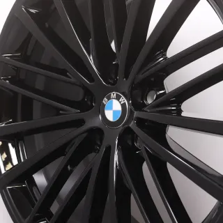 Alufelgen 19 Zoll BMW 5er G30 G31 Original Felgen Felgensatz Styling 635 V-Speiche schwarz glänzend 8x19ET30 & 9x19ET44 5x112 66,6mm NEU DEMO - Bild 9