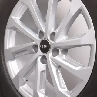 Winterräder 18 Zoll Audi Q5 GU Original Felgen 8MA601025Q Winterreifen DOT25 5 & 6mm 235/60R18 107H XL R0 Bridgestone Blizzak LM-005 10-Speichen silber 7x18ET34 - Bild 7