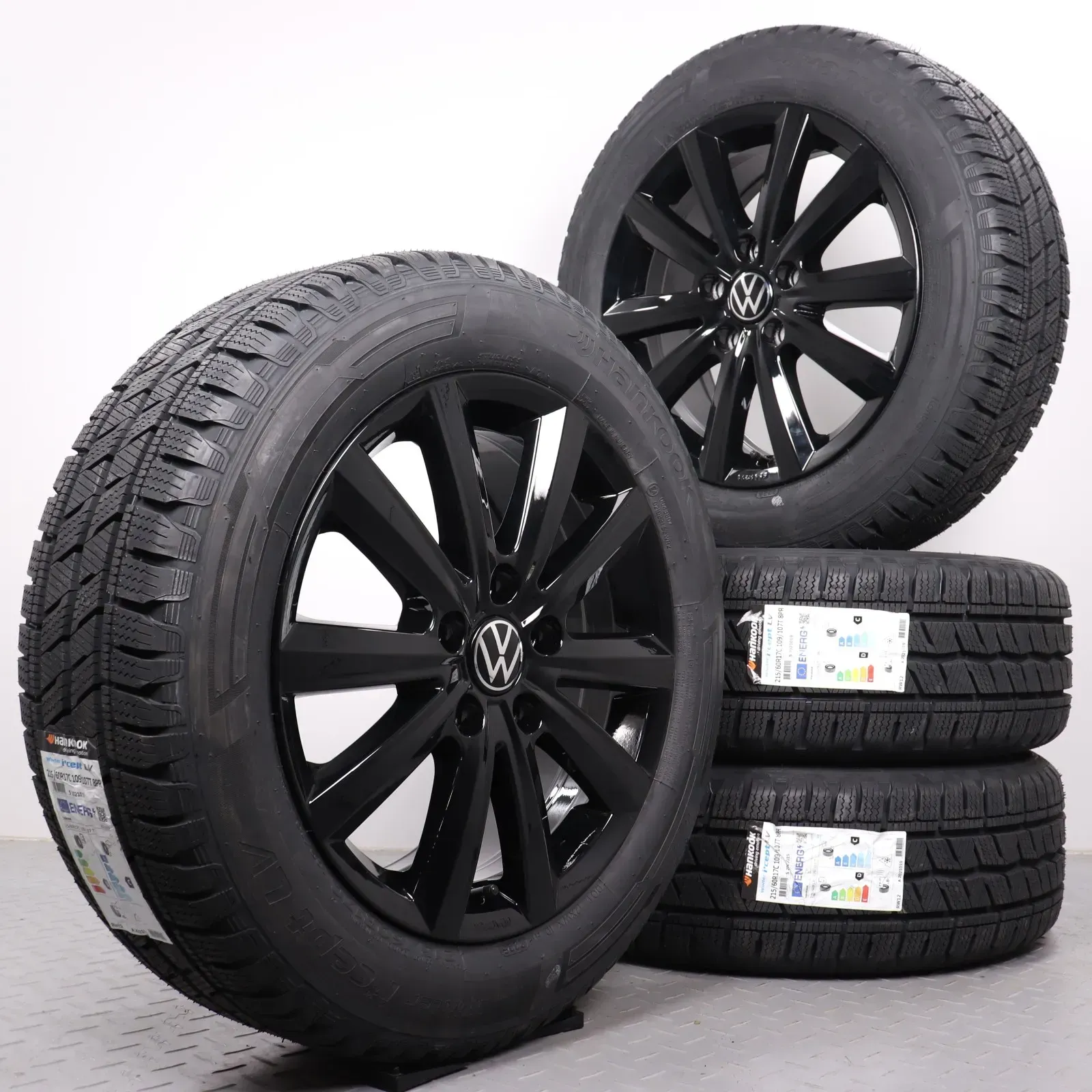 Winterräder 17 Zoll VW T5 T6 T6.1 Original Felgen Merano schwarz glanz 7E0071497 Winterreifen 215/60R17 109/107T Hankook RW12 i*cept LV 7x17ET55 5x120 NEU - Bild 1
