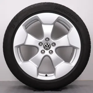 Winterräder 20 Zoll VW ID. Buzz Original Felgen 1T3601025AB & 1T3601025AC Winterreifen DOT23/24 7mm & 6-6,5mm 235/50R20 & 265/45R20 Alufelgen Stockton silber 8,5x20ET40 & 10x20ET58 - Bild 3