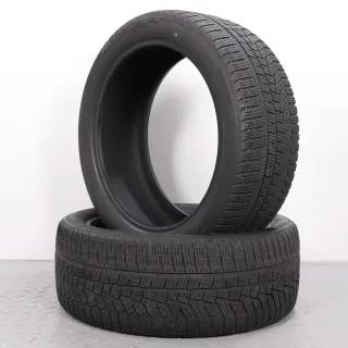 Background image for 2x Winterreifen Hankook Winter i*cept evo2 225/45R18 91H MO DOT22 4-4,5mm 2254518