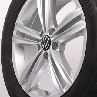 Winterräder 18 Zoll VW Tiguan II & Allspace Original Felgen Sebring 5NA601025M Winterreifen 235/55R18 104H XL AO Pirelli Sottozero Winter 210 Serie 2 4&5mm DOT2721 - Bild 8