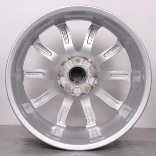 1x Alufelge 18 Zoll Audi A4 S4 8W B9 Original Einzelfelge Ersatzfelge 10-Speichen-V-Design 8W0601025ED silber 7,5x18ET39 5x112 66,6mm - Bild 5