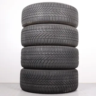 Winterräder 19 Zoll VW ID.4 & ID.5 Original Felgen Loen 11A071499 Winterreifen DOT23 6,5-7mm & 5,5mm 235/55R19 & 255/50R19 Bridgestone Blizzak LM005 silber 5x112 - Bild 8