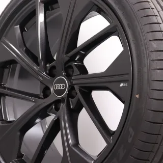 Sommerräder 21 Zoll Audi Q5 / SQ5 FY Original Felgen 80A601025CD Sommerreifen DOT24 255/40R21 102Y XL RO1 Pirelli P Zero PZ4 5-V-Speiche RS schwarz metallic NEU DEMO - Bild 8
