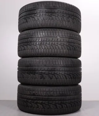 Winterräder 23Zoll Audi Q8 SQ8 RSQ8 4M Original Felgen 4M8601025BK Winterreifen DOT23 6,5-7mm 295/35R23 108W XL AO Hankook Winter i*cept evo 2 6-Y-Doppelspeichen RS Neodymgold matt - Bild 10