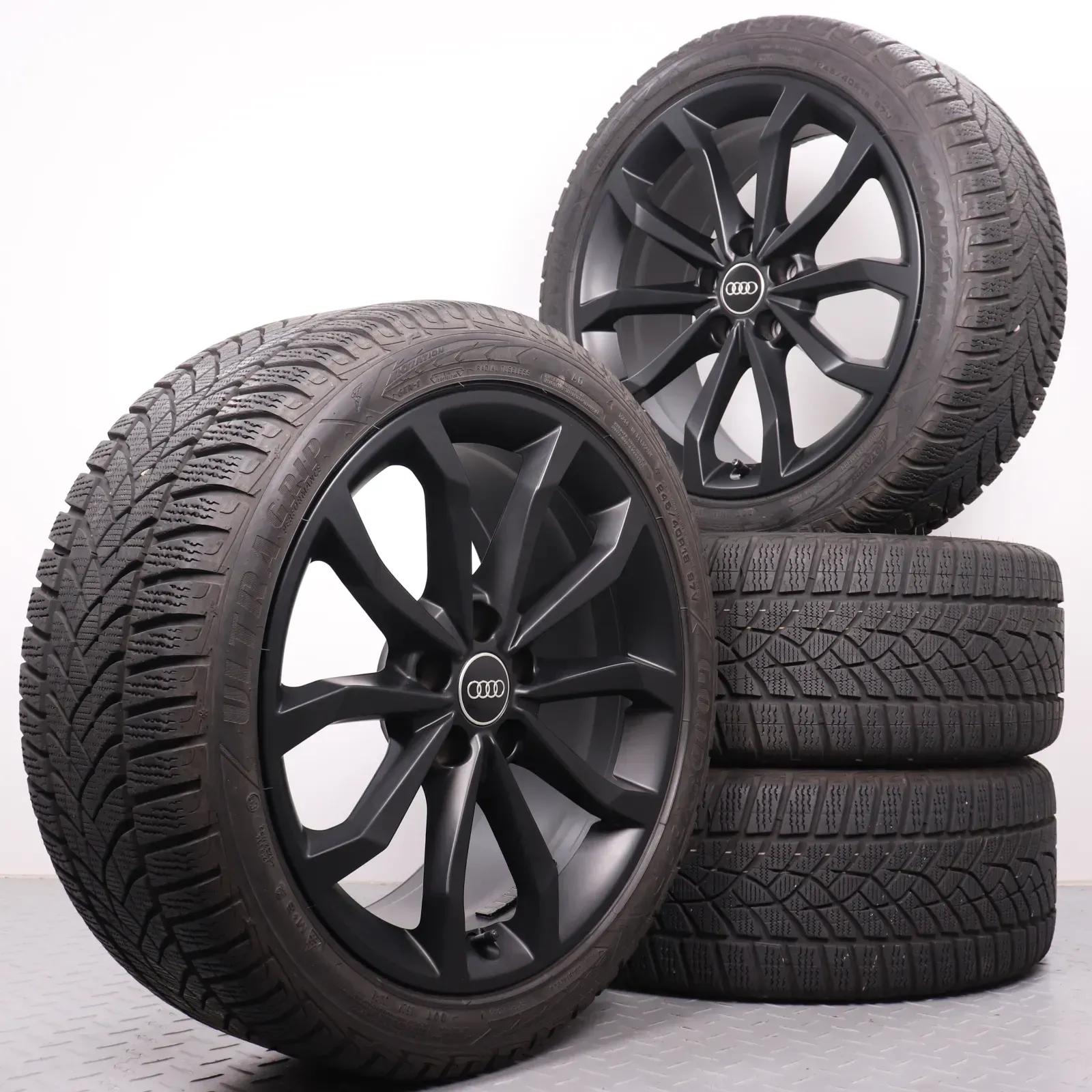 Winterräder 18 Zoll Audi A4 S4 8W B9 Original Felgen schwarz matt 8W0601025H Winterreifen 7mm DOT24 245/40R18 97V XL AO Goodyear Ultragrip Performance GEN-1 8x18ET40 - Bild 1
