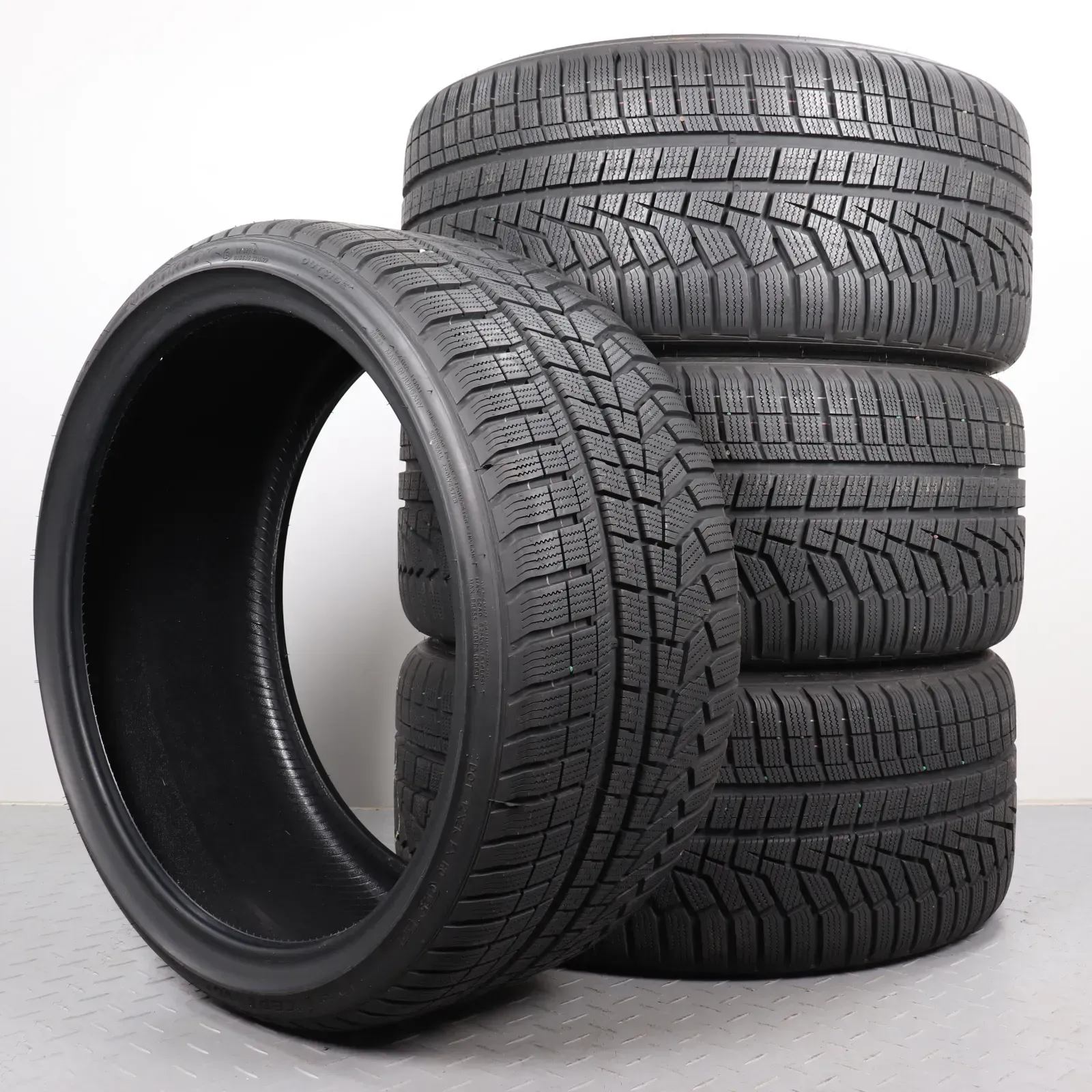 4x Winterreifen 285/30 R22 101W XL AO Hankook Winter i*cept evo 2 DOT25 NEU DEMO -> volles Profil - Bild 1