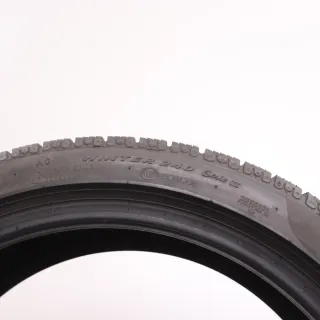 2x Winterreifen Pirelli SOTTOZERO Serie 2 235/40R19 96V XL AO DOT2023 & 1222 4,5-5mm 2354019 - Bild 5