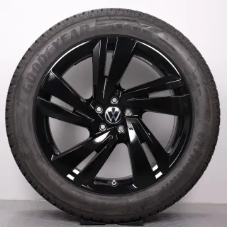 Winterräder 20 Zoll VW Touareg CR Original Felgen 760601025AA Winterreifen DOT23 285/45R20 112V XL AO Goodyear Ultragrip 8 Performance Nevada schwarz glanz 9x20ET33 5x112 - Bild 2