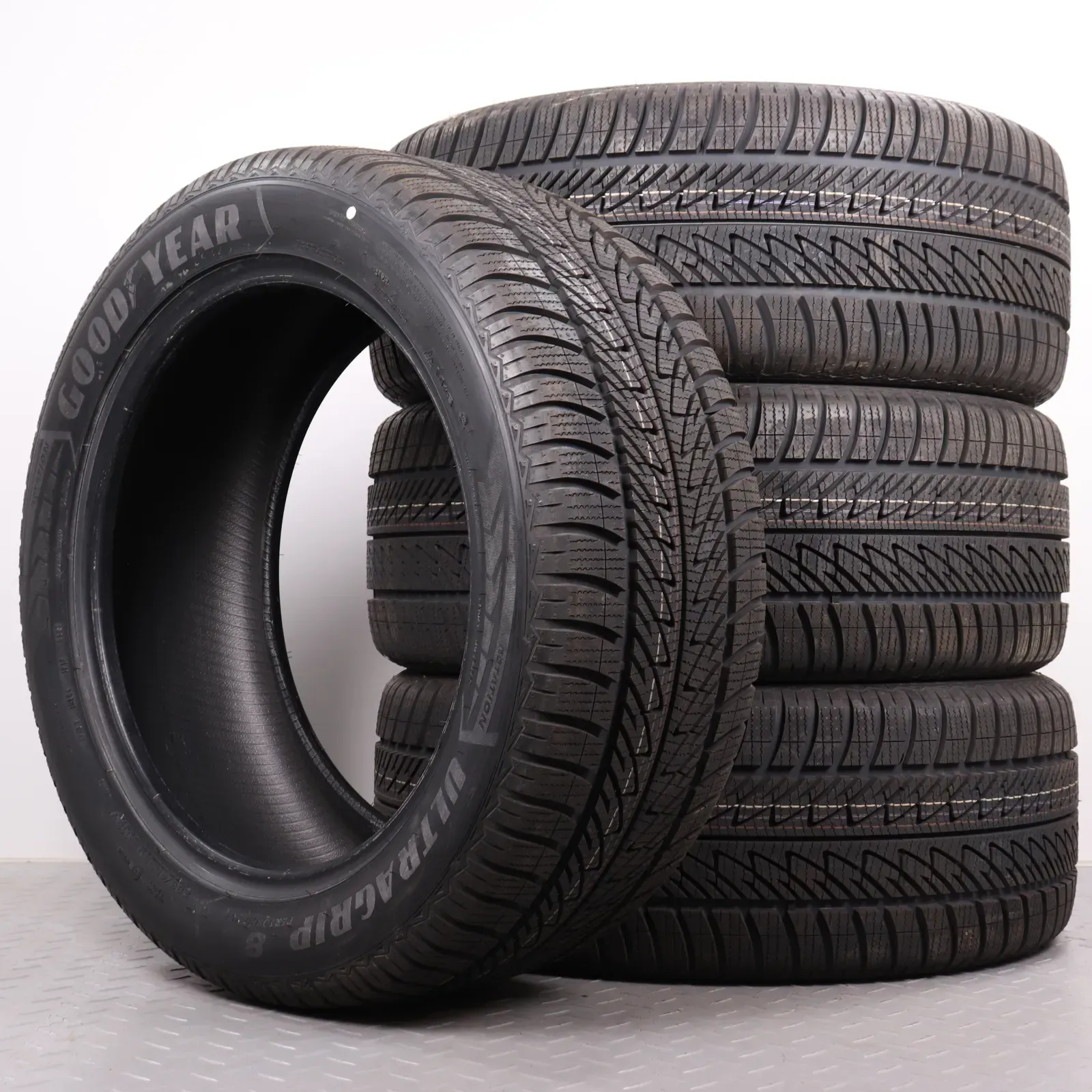 4x Winterreifen Goodyear Ultragrip Performance 8 285/45R20 112V XL AO DOT21 *NEU* volles Profil  2854520 - Bild 1