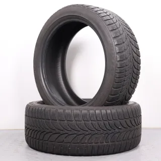 2x Winterreifen Bridgestone Blizzak LM-32 225/45R18 95H XL AO DOT0523 5,5mm - Bild 1