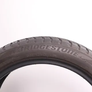 2x Winterreifen Bridgestone Blizzak LM001 225/45R18 91H MO DOT23 5,5mm 2254518 - Bild 3
