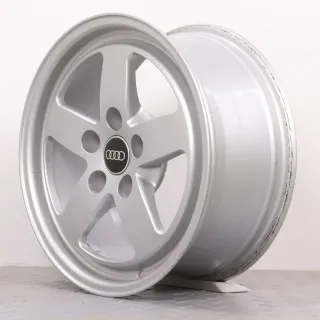 Alufelgen 16 Zoll Audi A4 8W B9 Original Felgen Felgensatz 5-Speichen 8W0601025 Silber 7x16ET35 5x112 66,6mm NEUWERTIG - Bild 6
