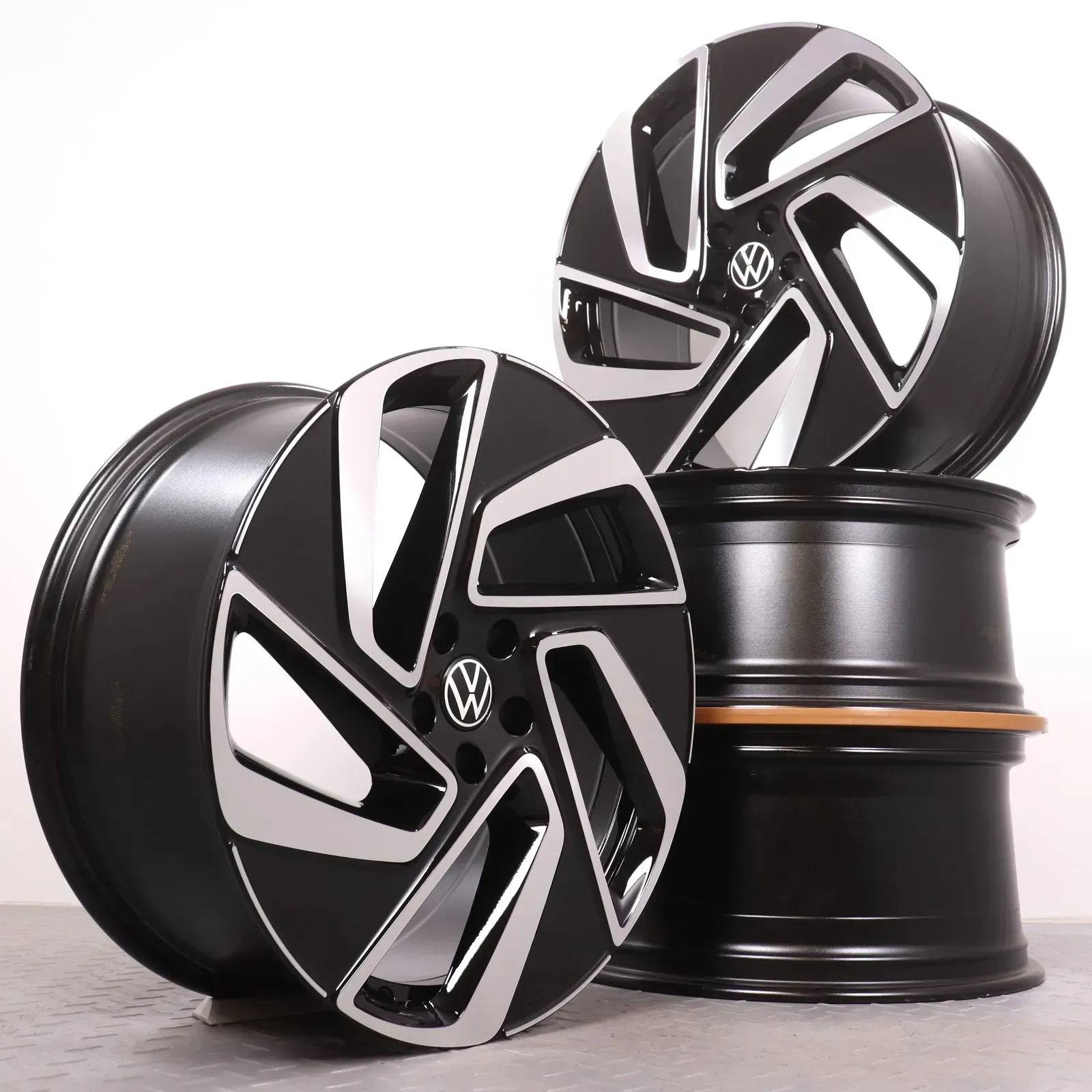 Alufelgen 20 Zoll VW ID.7 ED Original Felgen Felgensatz Montreal 14B601025E & 14B601025F schwarz glanzgedreht 8,5x20ET40 & 9,5x20ET47 5x112 57,1mm NEU - Bild 1