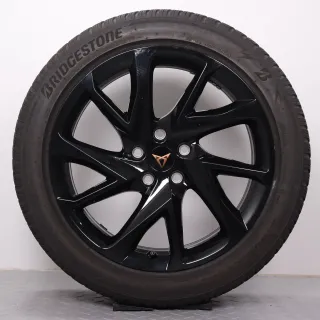 Winterräder 18 Zoll Cupra Formentor KM Original Felgen 5FF601025C Winterreifen 4-4,5mm & 6-6,5mm DOT23 245/45R18 100V XL Bridgestone Blizzak LM005 Schwarz 8x18ET40 5x112 Alufelgen - Bild 3