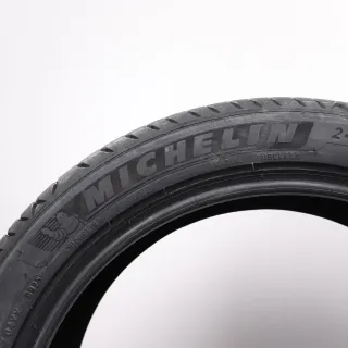 4x Sommerreifen Michelin Primacy 4 245/40R18 93H AO DOT25 ungfefahren -> volles Profil NEU DEMO - Bild 4