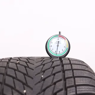 1x Winterreifen Goodyear Ultragrip Performance 3 245/40R18 97V XL DOT3023 5-5,5mm 245 40 18 - Bild 11