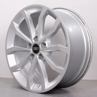 1x Alufelge 18 Zoll Audi A4 S4 8W B9 Original Einzelfelge Ersatzfelge 10-Speichen-V-Design 8W0601025ED silber 7,5x18ET39 5x112 66,6mm - Bild 2