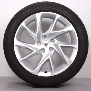 Winterräder 18 Zoll Cupra Formentor KM Original Felgen 5FF601025C Winterreifen 245/45R18 100V XL Bridgestone Silber 8x18ET40 5x112 Alufelgen - Bild 4