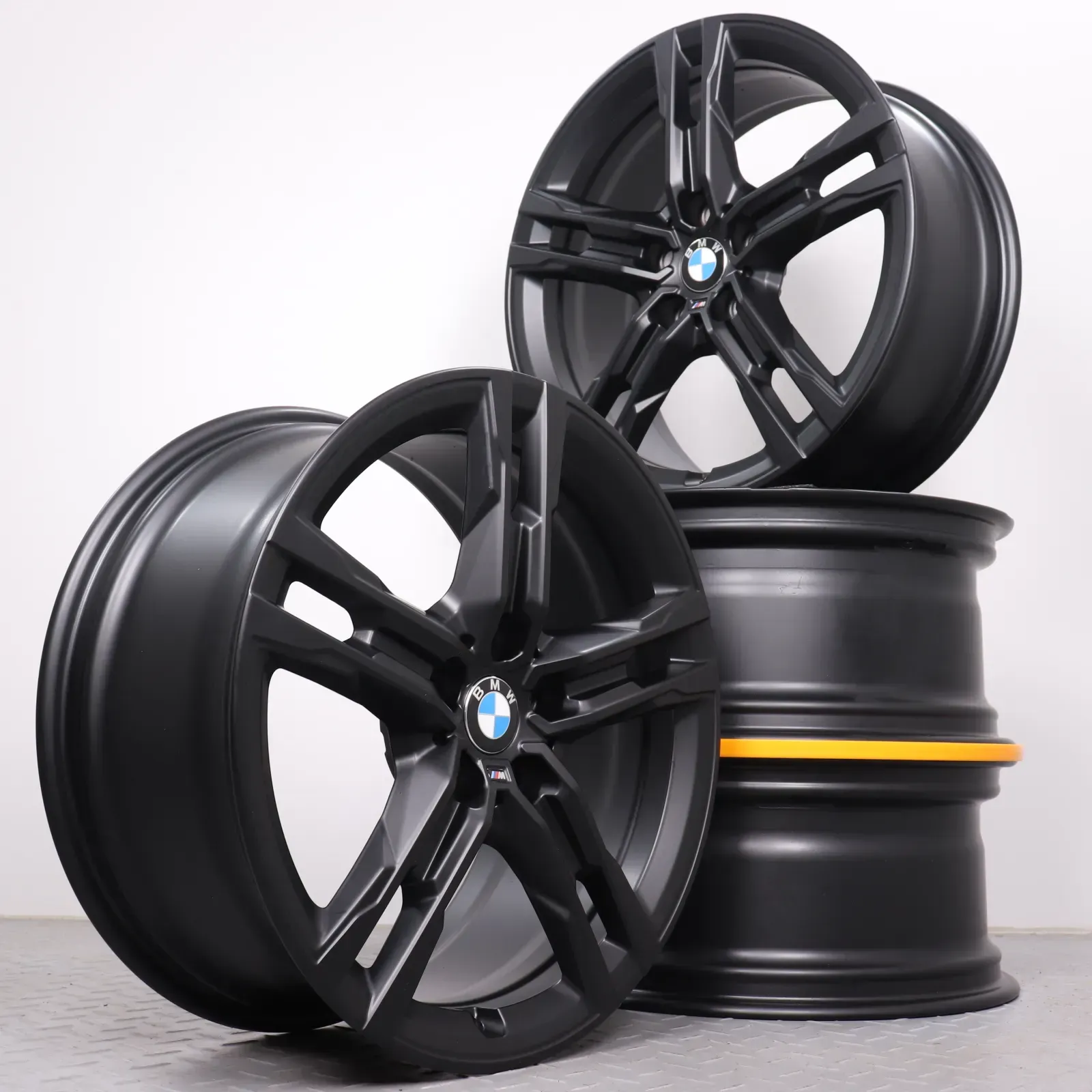 Alufelgen 18 Zoll BMW 1er F40 2er Gran Coupe F44 Original Felgen Felgensatz Styling 556M 8053524 schwarz matt 8x18ET54 5x112 66,6mm - Bild 1
