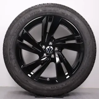 Winterräder 20 Zoll VW Touareg CR Original Felgen 760601025AA Winterreifen 8mm 285/45R20 112V XL AO Goodyear Ultragrip 8 Performance Nevada schwarz glanz 9x20ET33 5x112 NEUWERTIG - Bild 3