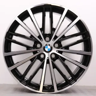 Alufelgen 19 Zoll BMW 5er G30 G31 Original Felgen Felgensatz Styling 635 V-Speiche schwarz glanzgedreht 8x19ET30 & 9x19ET44 5x112 66,6mm NEU DEMO - Bild 7