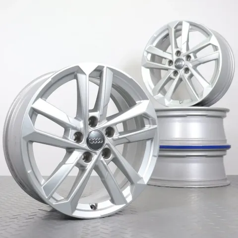 Background image for Alufelgen 17 Zoll Audi A3 S3 8Y Original Felgen Felgensatz 5-V-Speichen 8Y0601025L silber 6,5x17ET43 5x112 57,1