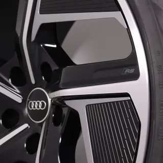 Winterräder 20 Zoll Audi e-tron GT + RS Original Felgen 4J3601025F & 4J3601025H Winterreifen DOT25 7,5mm245/45R20 & 285/40R20 Pirelli P Zero Winter 9x20ET54 & 11x20ET60 RDK - Bild 10